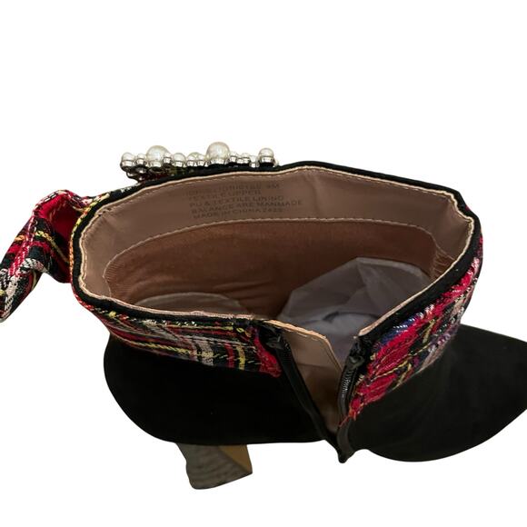 BETSEY JOHNSON Idris Dress Heel Ankle Booties Black Red Multi Plaid Sz 8.5M New - Picture 11 of 16